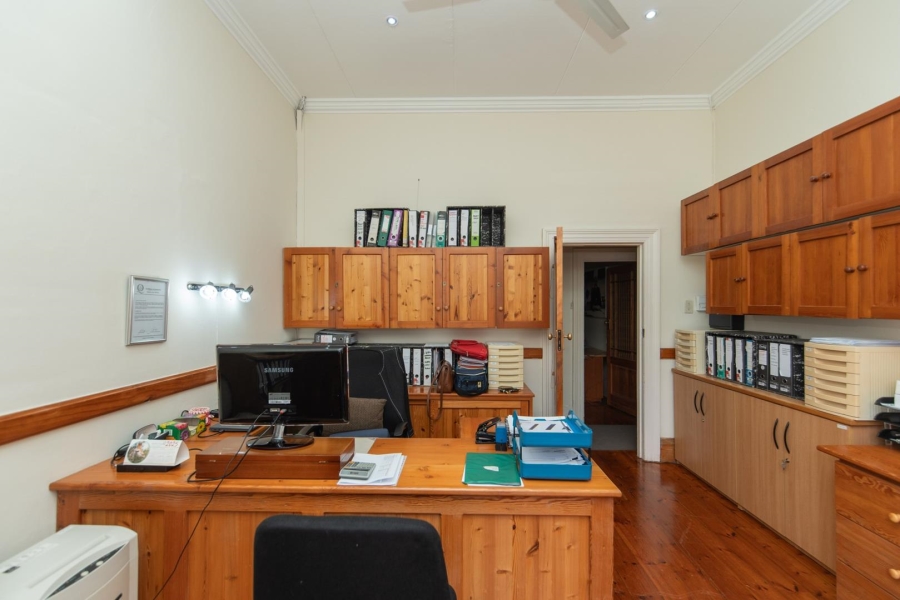 Commercial Property for Sale in Richmond Hill Eastern Cape